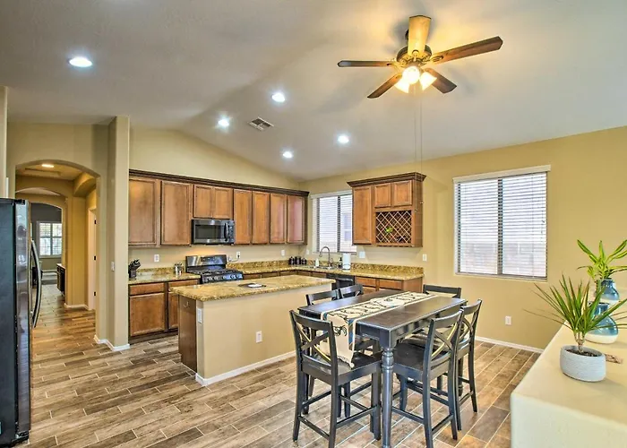 4 Mi To Stadium! Snowbird Haven W/ Pool *