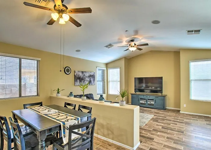 Casa vacanze 4 Mi To Stadium! Snowbird Haven W/ Pool *