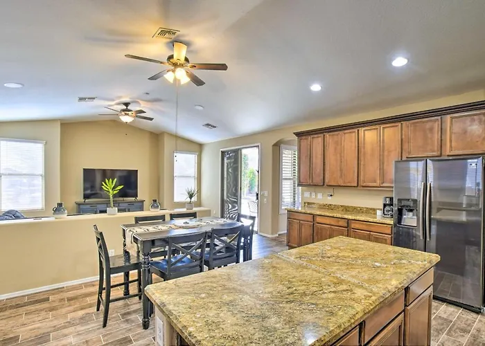 Casa vacanze 4 Mi To Stadium! Snowbird Haven W/ Pool