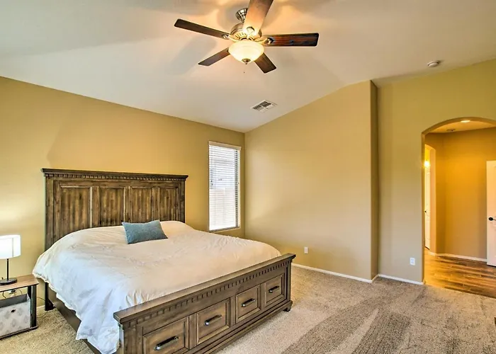 Casa vacanze 4 Mi To Stadium! Snowbird Haven W/ Pool *