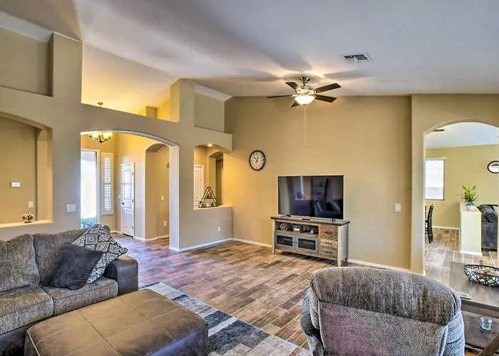 Casa vacanze 4 Mi To Stadium! Snowbird Haven W/ Pool *