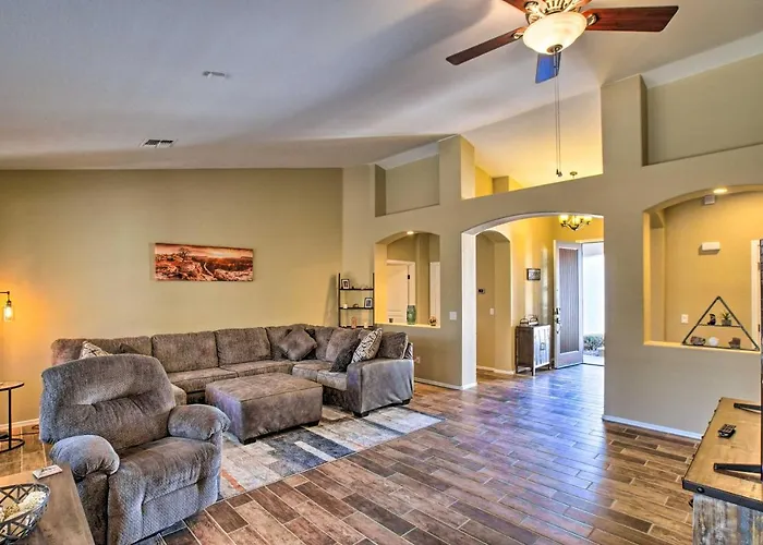 Casa vacanze 4 Mi To Stadium! Snowbird Haven W/ Pool *