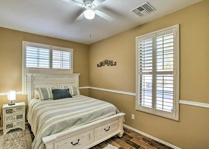 4 Mi To Stadium! Snowbird Haven W/ Pool * Surprise